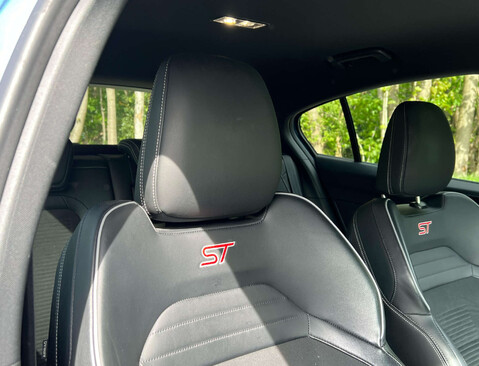 Ford Focus 2.0 Focus ST EcoBlue 5dr 12
