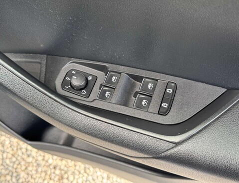 Skoda Karoq 1.5 Karoq SE L TSi Semi-Auto 5dr 29
