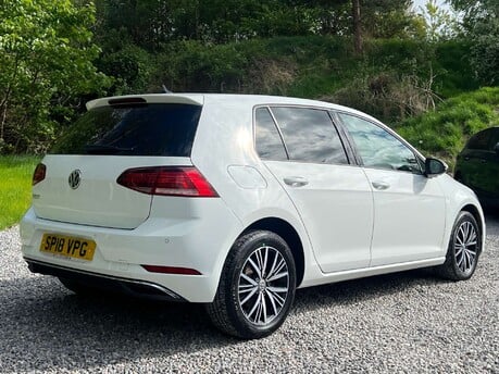 Volkswagen Golf 1.4 Golf SE Nav TSi BlueMotion Technology 5dr