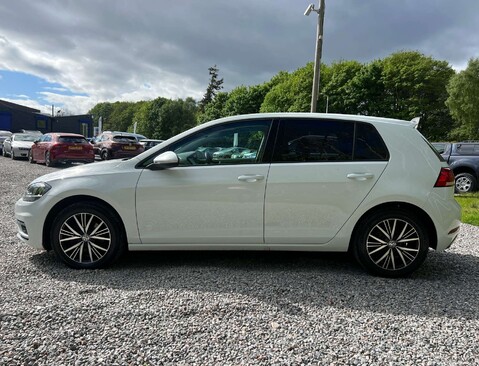 Volkswagen Golf 1.4 Golf SE Nav TSi BlueMotion Technology 5dr 6