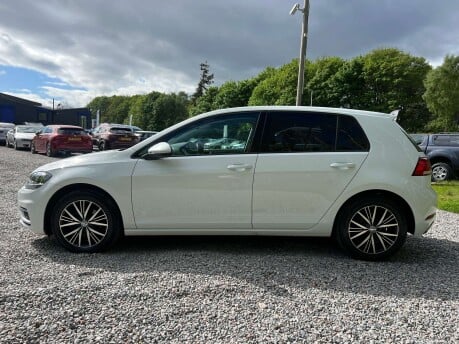 Volkswagen Golf 1.4 Golf SE Nav TSi BlueMotion Technology 5dr 6