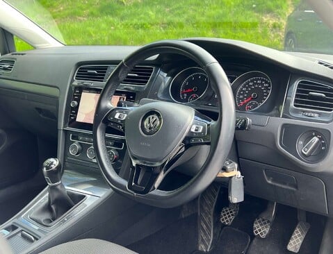 Volkswagen Golf 1.4 Golf SE Nav TSi BlueMotion Technology 5dr 11