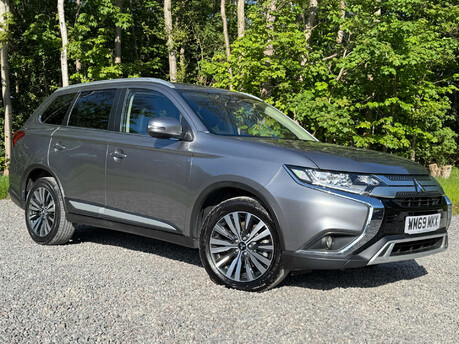 Mitsubishi Outlander 2.0 Outlander Design CVT 4WD 5dr