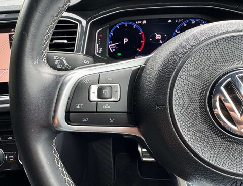 Volkswagen T-Roc 1.5 T-Roc R-Line TSi Evo Semi-Auto 5dr 19