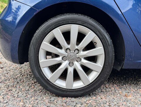 Audi A1 2.0 A1 Sportback TDI Sport 5dr 9