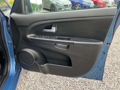 Kia Venga 1.6 Venga 3 EcoDynamics 5dr 23
