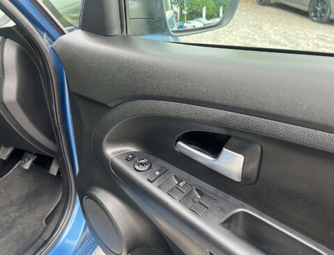 Kia Venga 1.6 Venga 3 EcoDynamics 5dr 24