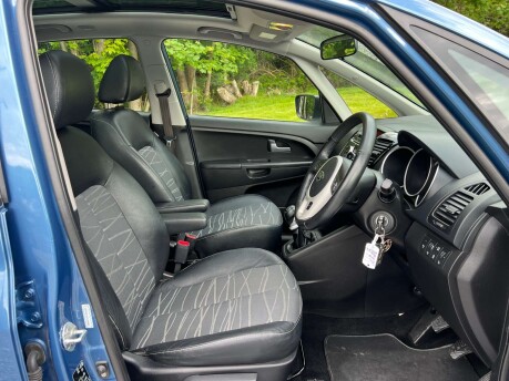 Kia Venga 1.6 Venga 3 EcoDynamics 5dr 26