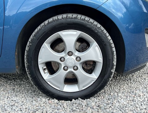 Kia Venga 1.6 Venga 3 EcoDynamics 5dr 9