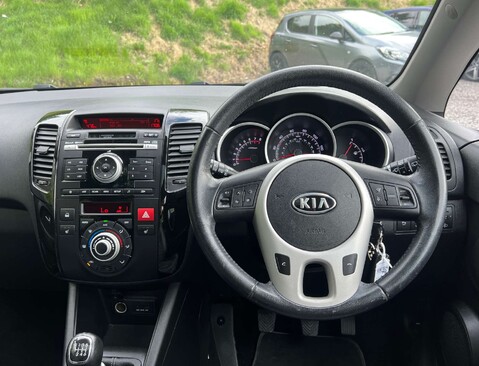 Kia Venga 1.6 Venga 3 EcoDynamics 5dr 19