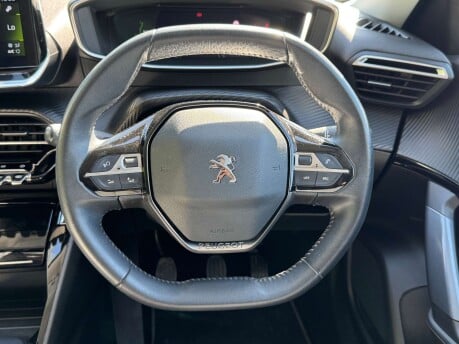 Peugeot 2008 1.2 2008 Allure Premium PureTech S/S 5dr 18