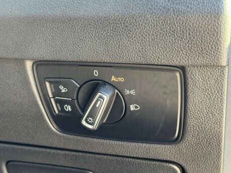 Volkswagen Arteon 2.0 Arteon R-Line TDI Semi-Auto 5dr 32