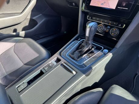 Volkswagen Arteon 2.0 Arteon R-Line TDI Semi-Auto 5dr 28