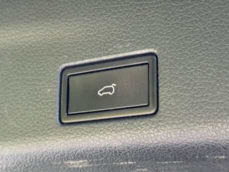 SEAT Alhambra 2.0 Alhambra Xcellence TDI Semi-Auto 5dr 10