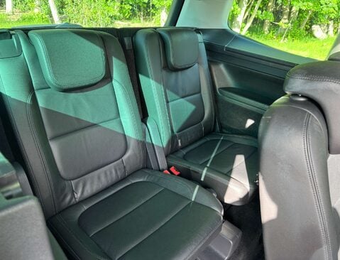 SEAT Alhambra 2.0 Alhambra Xcellence TDI Semi-Auto 5dr 39