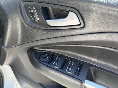 Ford Kuga 2.0 Kuga ST-Line TDCi 4x4 4WD 5dr 26