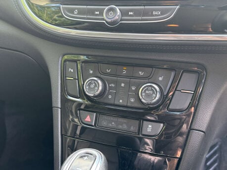 Vauxhall Mokka X 1.6 Mokka X Ultimate CDTI Auto 5dr 27