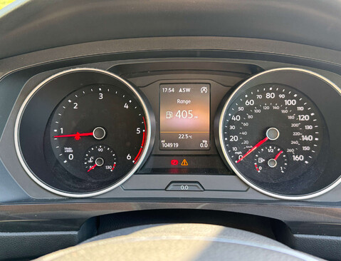 Volkswagen Tiguan 2.0 Tiguan SE Nav TDI BlueMotion Technology 5dr 11