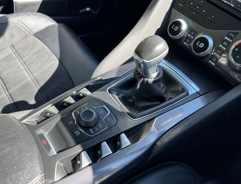Citroen DS5 2.0 DS5 D Style HDi 5dr 28