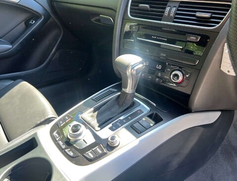 Audi A5 3.0 A5 S Line TDI Quattro Auto 4WD 2dr 27