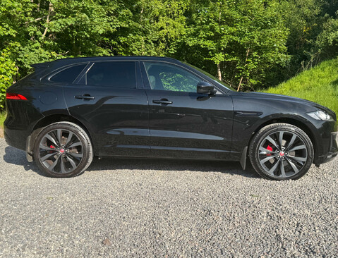 Jaguar F-Pace 3.0 F-PACE V6 S AWD D Auto 4WD 5dr 2