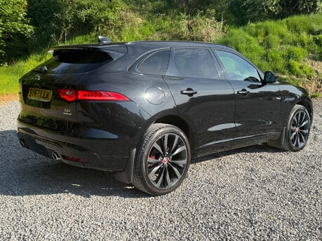 Jaguar F-Pace 3.0 F-PACE V6 S AWD D Auto 4WD 5dr