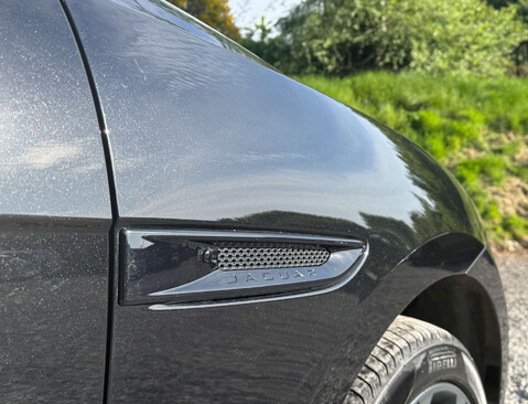 Jaguar F-Pace 3.0 F-PACE V6 S AWD D Auto 4WD 5dr 12