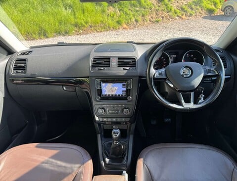 Skoda Yeti 2.0 Yeti Outdoor Laurin & Klement TDI SCR 4x4 4WD 5dr 15