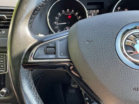 Skoda Yeti 2.0 Yeti Outdoor Laurin & Klement TDI SCR 4x4 4WD 5dr 18