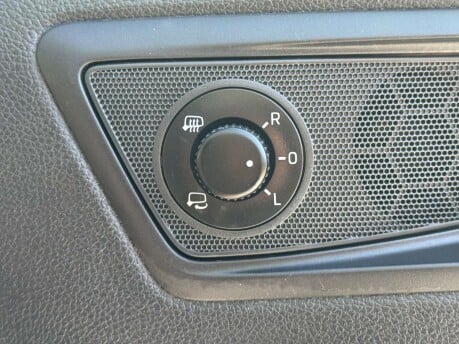 Skoda Yeti 2.0 Yeti Outdoor Laurin & Klement TDI SCR 4x4 4WD 5dr 28