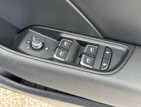 Audi A3 2.0 S3 Quattro 4WD 4dr 31