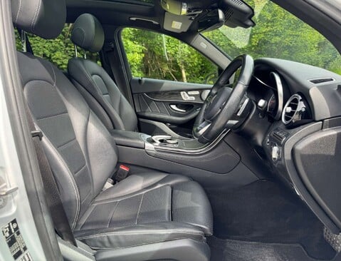 Mercedes-Benz GLC 2.1 GLC 250 D 4Matic AMG Line Premium+ Auto 4WD 5dr 16