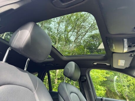 Mercedes-Benz GLC 2.1 GLC 250 D 4Matic AMG Line Premium+ Auto 4WD 5dr 15