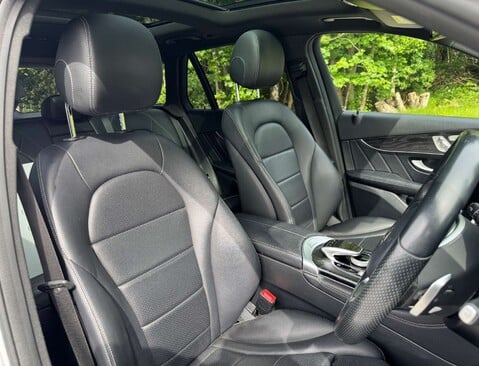 Mercedes-Benz GLC 2.1 GLC 250 D 4Matic AMG Line Premium+ Auto 4WD 5dr 17