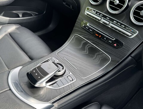 Mercedes-Benz GLC 2.1 GLC 250 D 4Matic AMG Line Premium+ Auto 4WD 5dr 29
