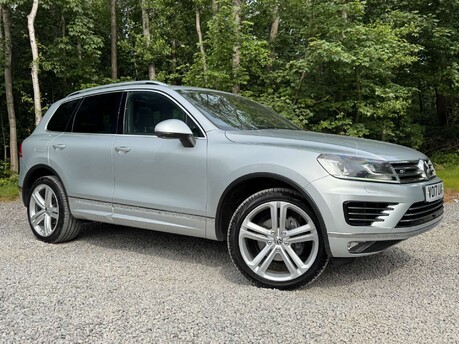 Volkswagen Touareg 3.0 Touareg V6 R-Line+ TDI BlueMotion Technology Auto 4WD 5dr