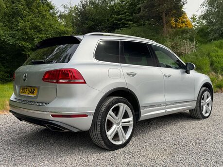 Volkswagen Touareg 3.0 Touareg V6 R-Line+ TDI BlueMotion Technology Auto 4WD 5dr