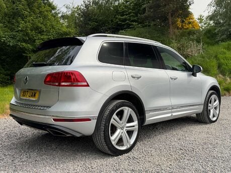 Volkswagen Touareg 3.0 Touareg V6 R-Line+ TDI BlueMotion Technology Auto 4WD 5dr