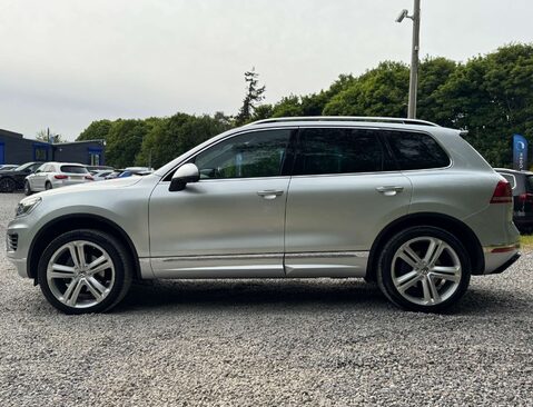 Volkswagen Touareg 3.0 Touareg V6 R-Line+ TDI BlueMotion Technology Auto 4WD 5dr 11
