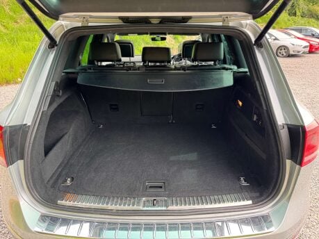 Volkswagen Touareg 3.0 Touareg V6 R-Line+ TDI BlueMotion Technology Auto 4WD 5dr 7