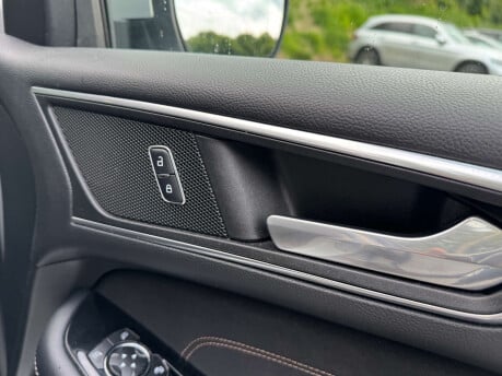 Ford Edge 2.0 Edge Titanium TDCi 4WD 5dr 22