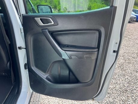 Ford Ranger 2.0 Ranger Wildtrak EcoBlue 4x4 Auto 4WD 13