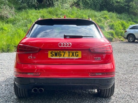 Audi Q3 2.0 Q3 Black Edition TFSI Quattro Semi-Auto 4WD 5dr 4