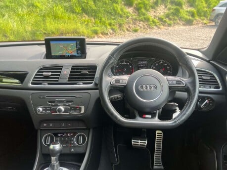 Audi Q3 2.0 Q3 Black Edition TFSI Quattro Semi-Auto 4WD 5dr 20