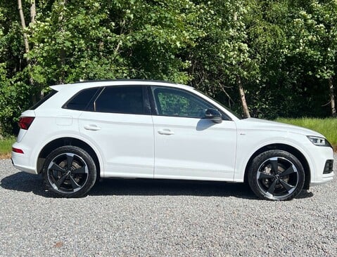 Audi Q5 2.0 Q5 Black Edition 40 TDI Quattro Semi-Auto 4WD 5dr 2