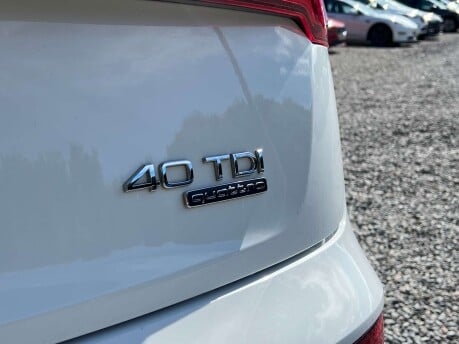 Audi Q5 2.0 Q5 Black Edition 40 TDI Quattro Semi-Auto 4WD 5dr 11