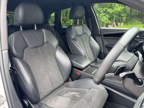 Audi Q5 2.0 Q5 Black Edition 40 TDI Quattro Semi-Auto 4WD 5dr 15