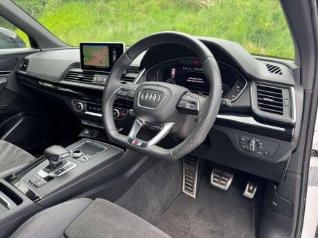 Audi Q5 2.0 Q5 Black Edition 40 TDI Quattro Semi-Auto 4WD 5dr 17
