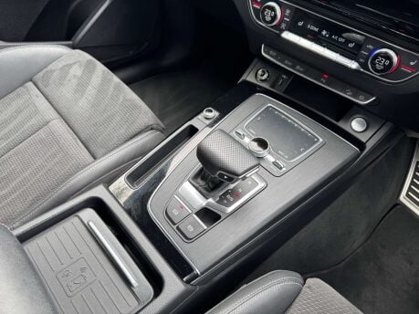 Audi Q5 2.0 Q5 Black Edition 40 TDI Quattro Semi-Auto 4WD 5dr 28