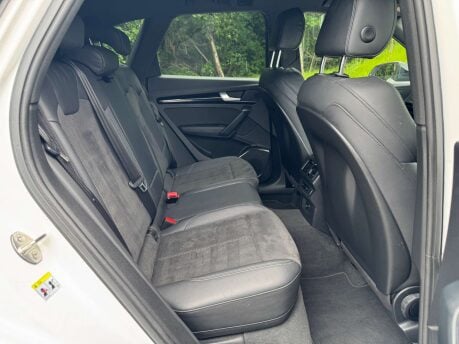 Audi Q5 2.0 Q5 Black Edition 40 TDI Quattro Semi-Auto 4WD 5dr 31